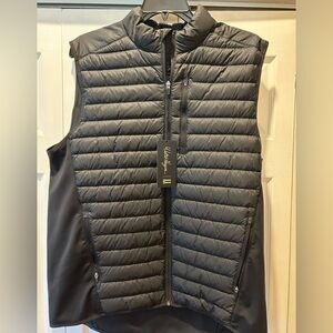 Weatherproof black quilted down vest. Walter Hagen Men’s size L Brand New!